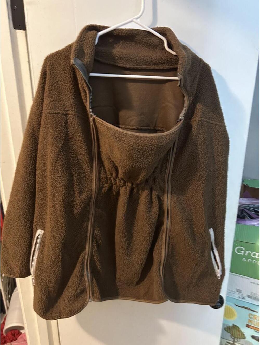 Brown double zip Sherpa fleece jacket with thumb holes size XL